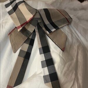 Checkered Designer Collar with Bow Accent